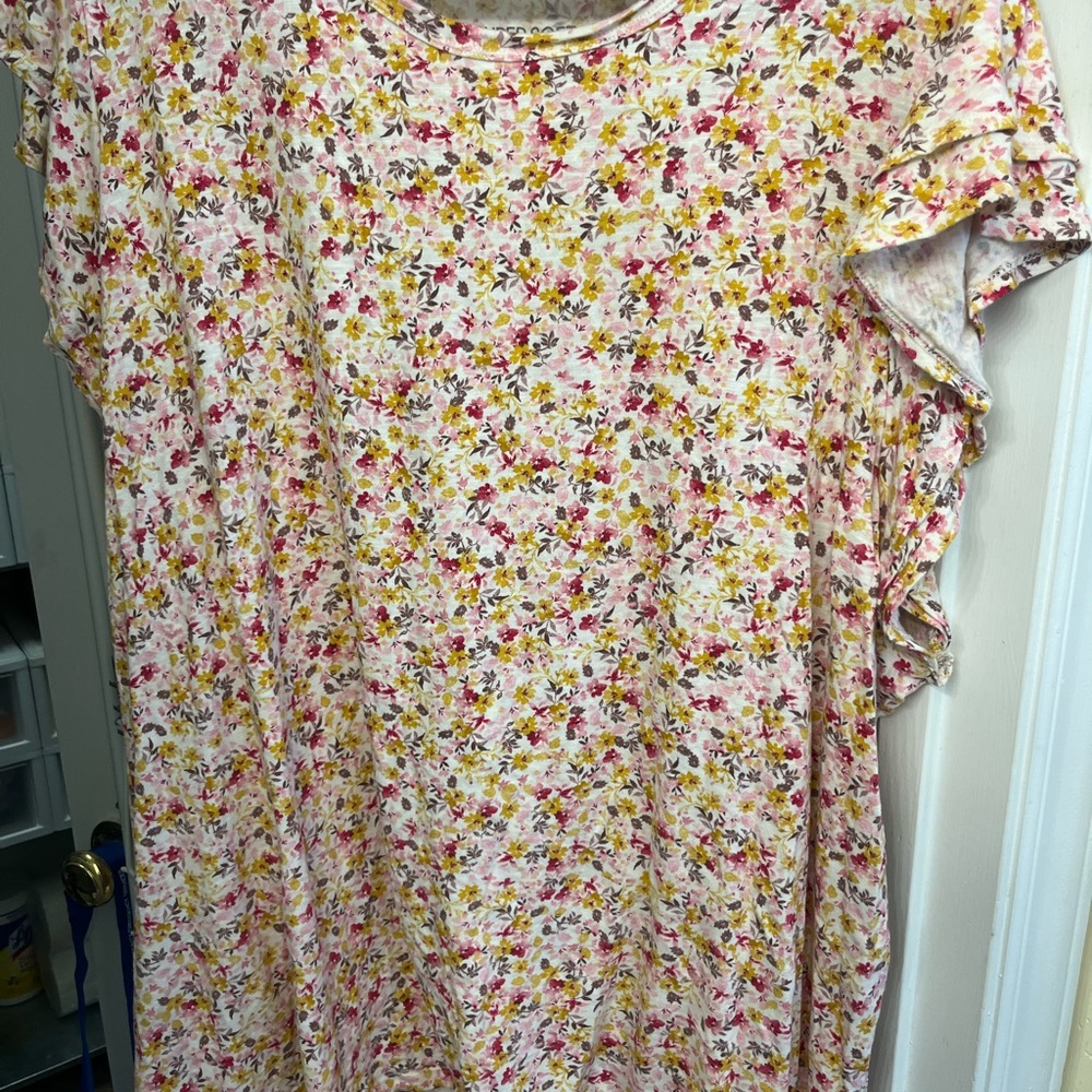 Super soft tee by torrid